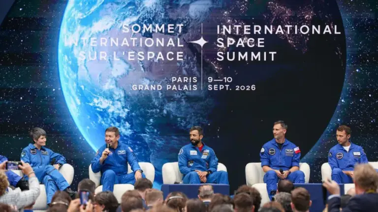 Sécurité lors de l'événement à paris : Le sommet international sur l'espace